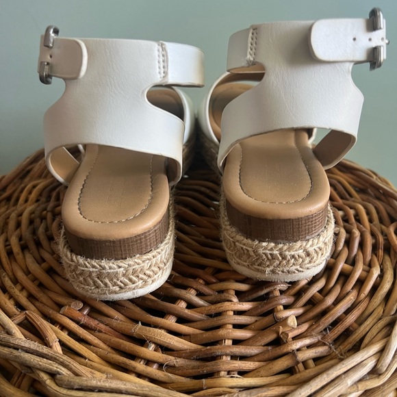 Soda Girls Wedge Open Toe Sandals Size 1 Espedrilles - Picture 2 of 6